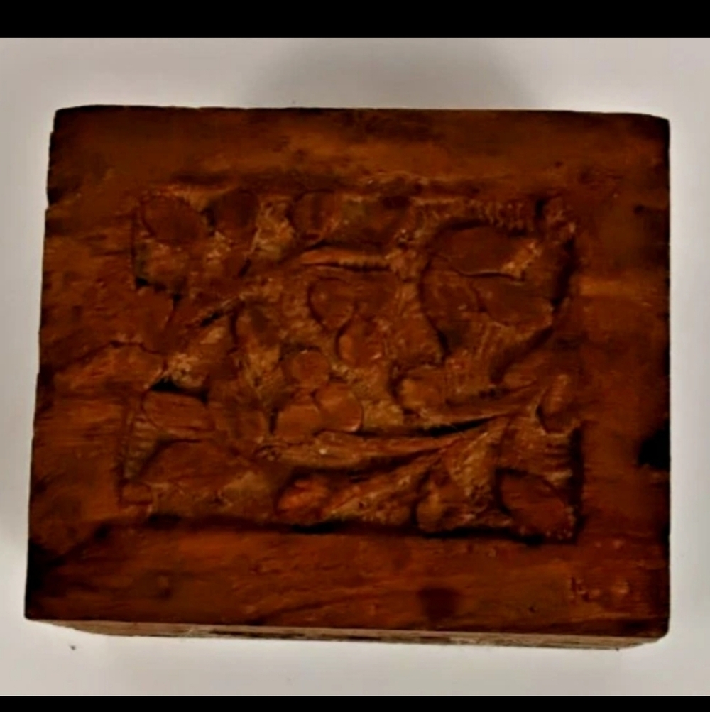 Vintage Hand Carved Wooden Trinket Jewelry Box Folk Art Relief Carving